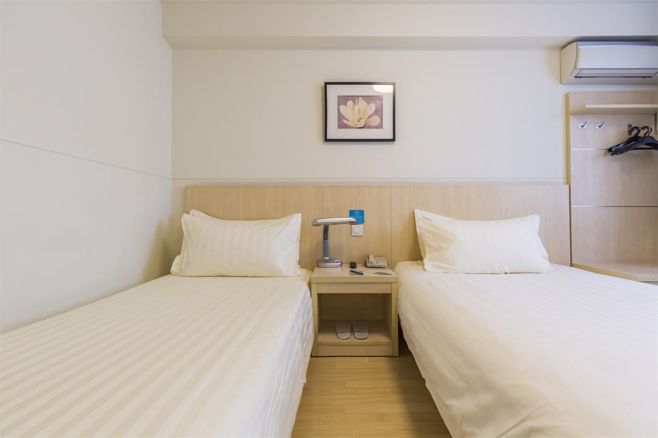 Jingjiang Inn Shanghai Caobao Railway Station Ngoại thất bức ảnh